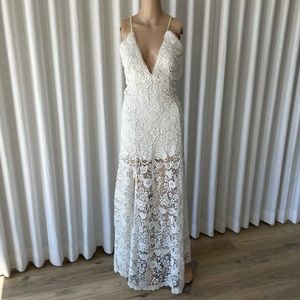 Jet Set Diaries Lace Maxi Dress